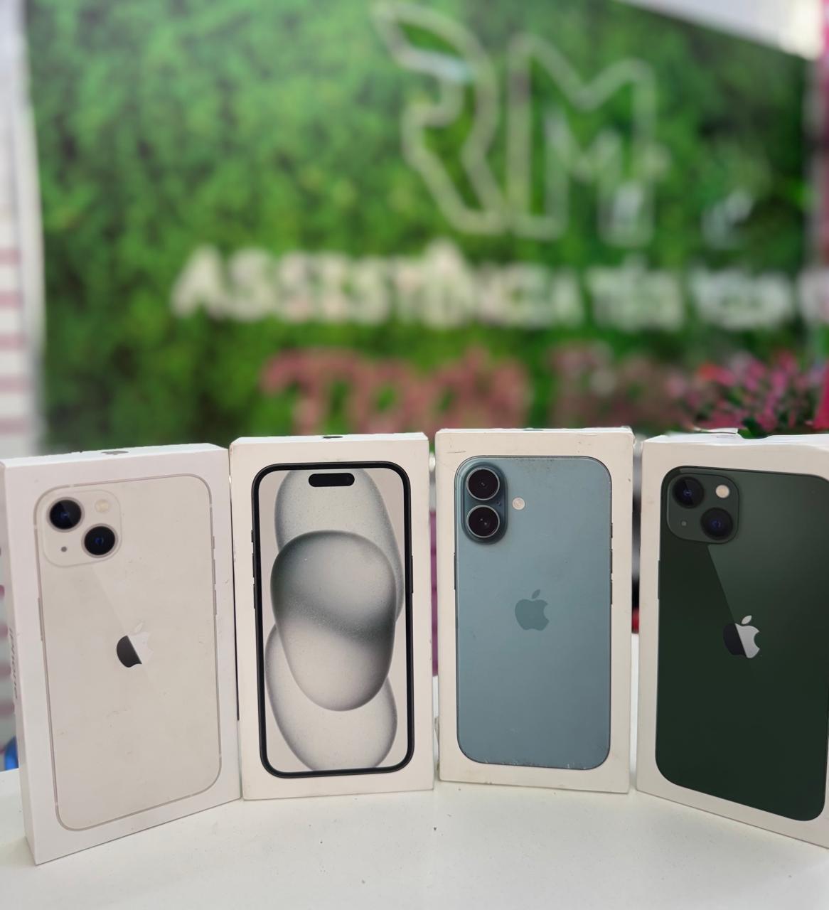 Caixa de iPhone Apple disponível para consulta na RM Assistência